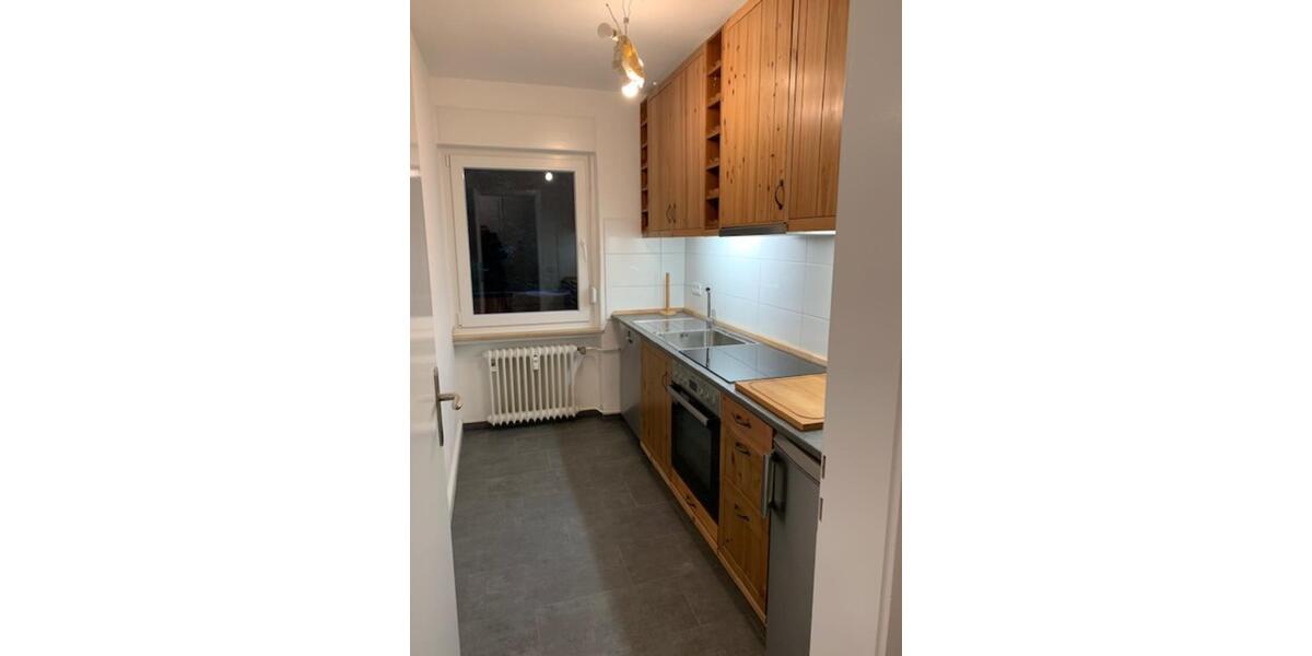 Helle Wohnung inkl. Küche im Mietpreis sowie Balkon ins Grüne 1 zimmer