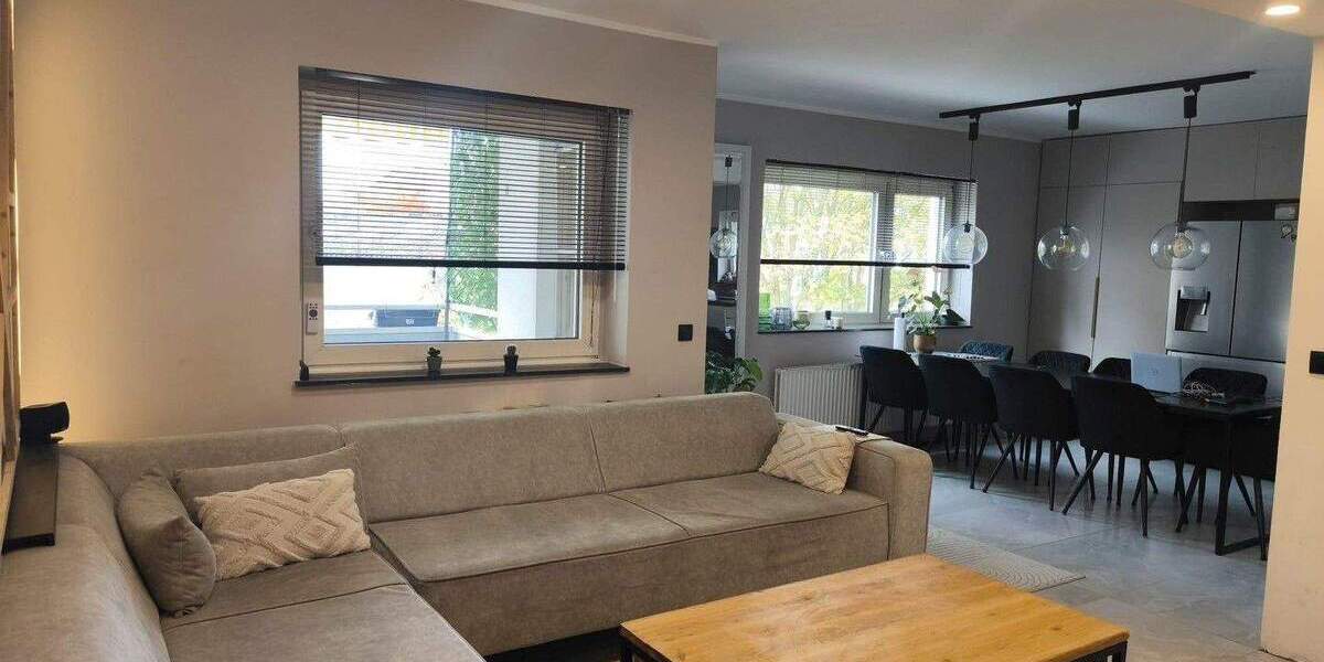 Moderne 5-Zimmer-Wohnung in Düsseldorf-Benrath großer Balkon & Grünfläche von privat, ohne Makler 5 zimmer