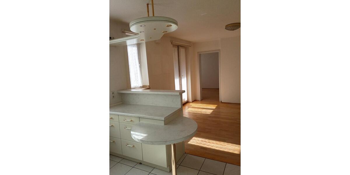 Etagenwohnung Düsseldorf Stadtbezirk 3 - 3 Zimmer, 68 m&sup2;, 300.000&euro; | Angebot:27257391
