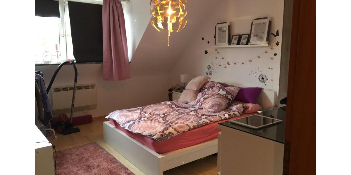 Dachgeschoßwohnung Mönchengladbach Ost - 2 Zimmer, 58 m&sup2;, 365&euro; | Angebot:25407463