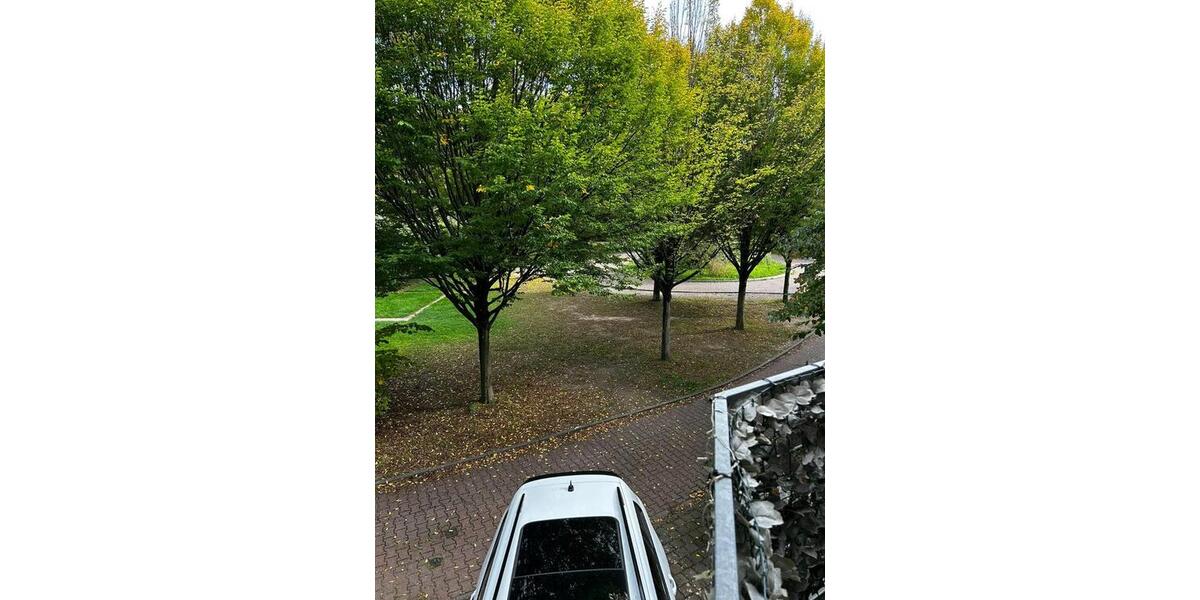 Reihenmittelhaus mit Einliegerwohnung in Neuss-Meertal 6 zimmer