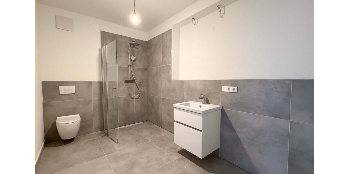 Etagenwohnung Düsseldorf Pempelfort - 3 Zimmer, 76 m&sup2;, 1.440&euro; | Angebot:23426337