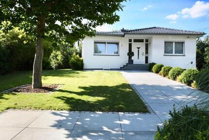 Ihr Traumhaus auf Zeit: Luxuriöses, vollständig möbliertes Einfamilienhaus mit 5 Zimmern und Garten 5 zimmer