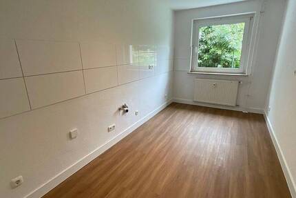 Wohnung Remscheid Süd - 2 Zimmer, 47 m&sup2;, 399&euro; | Angebot:26881664