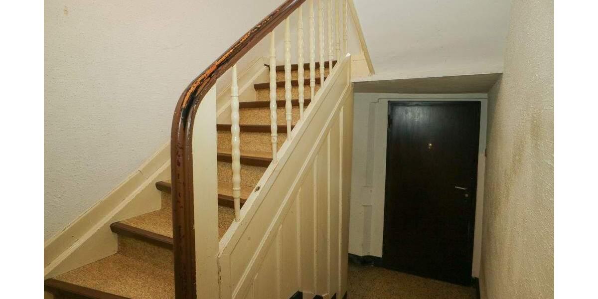 Mehrfamilienhaus, Wohnhaus Neuss Dreikönigenviertel - 6 Zimmer, 132 m&sup2;, 350.000&euro; | Angebot:25736790