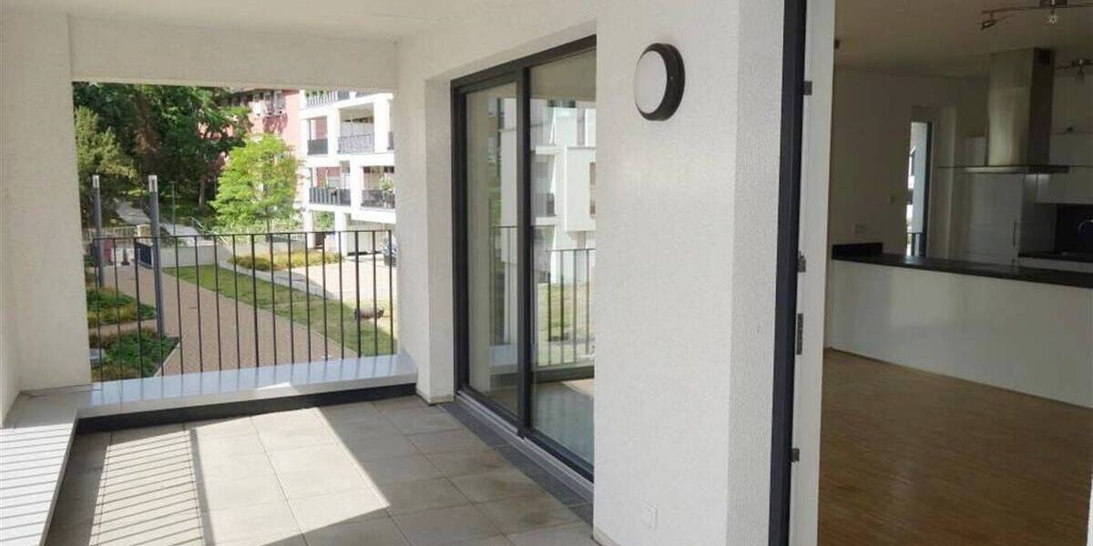 Etagenwohnung Mönchengladbach Stadtmitte - 2 Zimmer, 78 m&sup2;, 1.047&euro; | Angebot:26379801