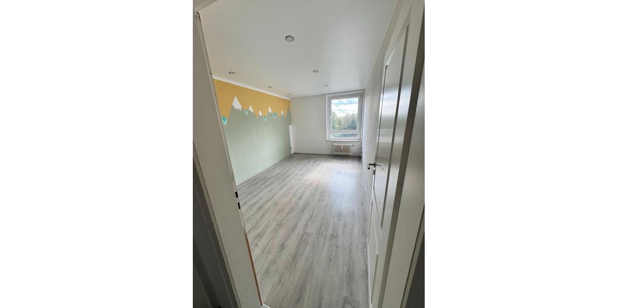 Moderne 3 Zimmer Wohnung in Düsseldorf Garath mit Aufzug und 3 zimmer