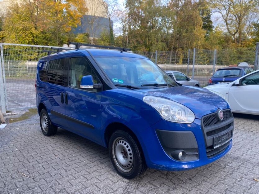 Fiat Doblo 180.000 km 4.600 € Essen 45141