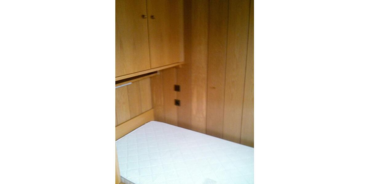 Dachgeschosswohnung mit Loggia (ca. 100 m²) 3 zimmer