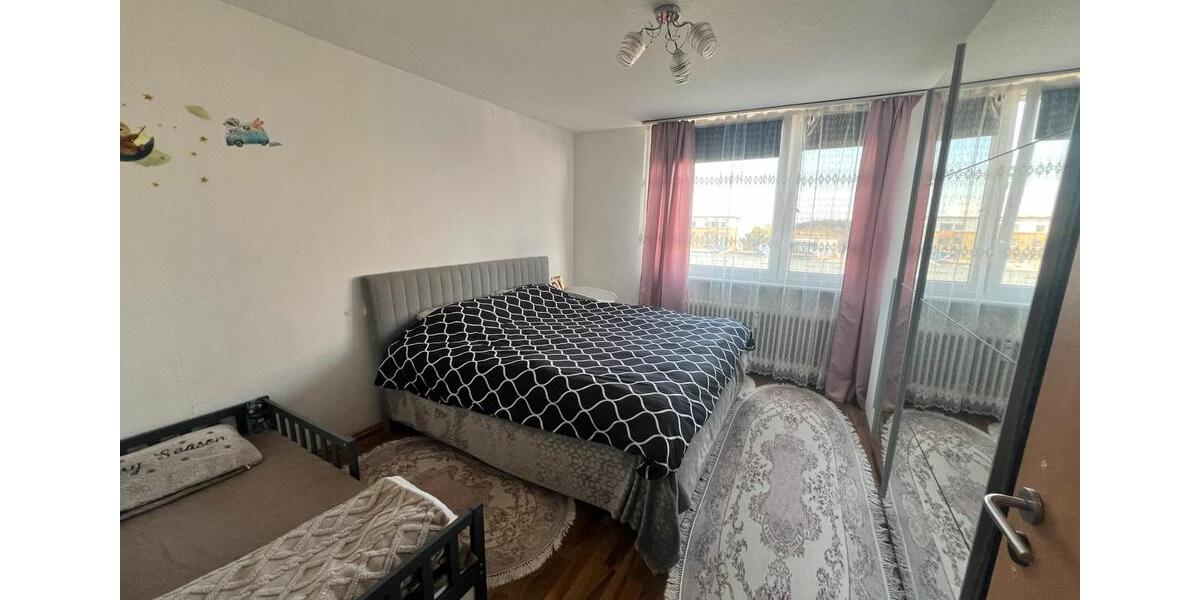 Etagenwohnung Dormagen Hackenbroich - 3 Zimmer, 73 m&sup2;, 1.300&euro; | Angebot:25753652