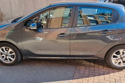 Peugeot 208 20.200 km 9.490 &euro; Langenfeld 40764