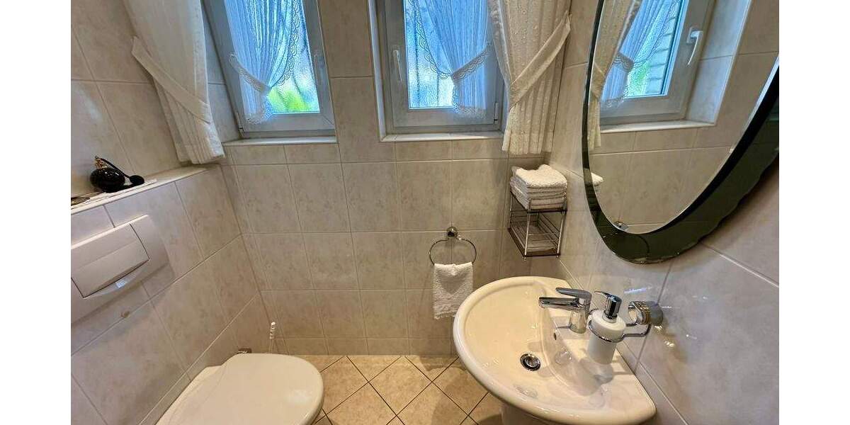 Ihr neues Zuhause in Duisburg-Rheinhausen! Einfamilienhaus sucht neue Eigentümer 7 zimmer