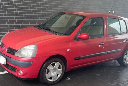 Renault Clio 186.000 km 1.150 &euro; Düsseldorf 40625