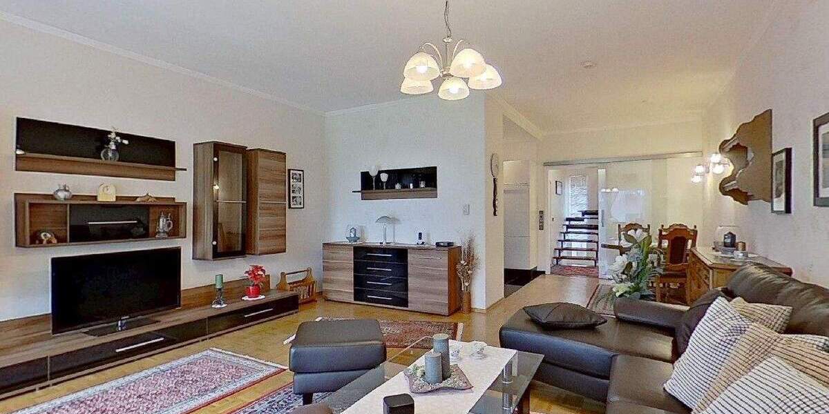 Gibt es ja doch ! Klassische kleine Doppelhaushälfte in schöner Lage von Kaarst - Vorst 4 zimmer