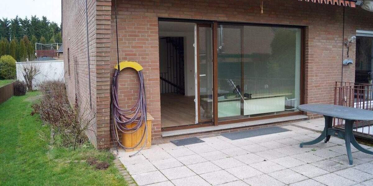 Renoviertes Reihenendhaus mit Garten und Garage 4 zimmer