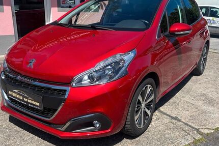 Peugeot 208 15.500 km 11.490 &euro; Wuppertal 42329