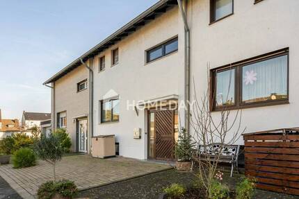 Reihenhaus in ruhiger Lage mit modernisiertem Charme und schönem Garten