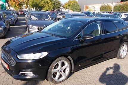 Ford Mondeo 271.089 km 8.400 € Willich 47877