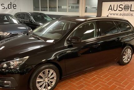 Peugeot 308 85.000 km 14.490 € Wülfrath 42489