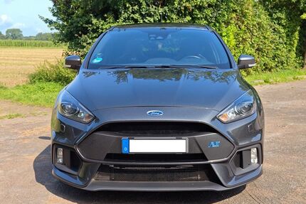 Ford Focus 132.463 km 21.800 € Neukirchen-Vluyn 47506