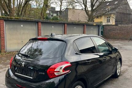 Peugeot 208 93.877 km 4.500 &euro; Wuppertal 42107