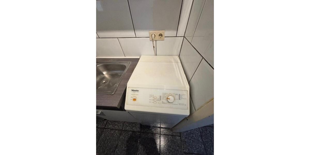 Nachmieter Für unsere schöne Wohnung 2 zimmer