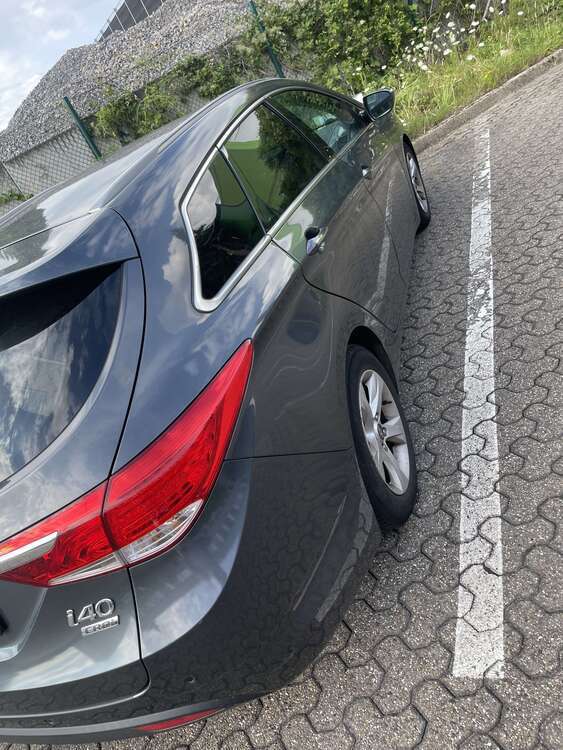 i40