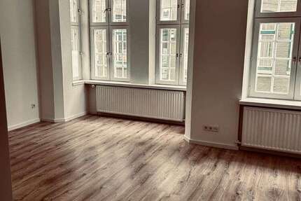 Wohnung zum Mieten in Husum 750 € 75 m²