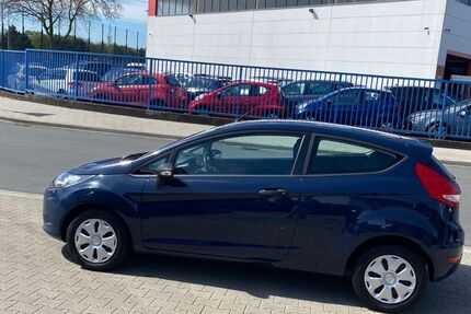 Ford Fiesta 144.999 km 4.999 &euro; Düsseldorf 40599