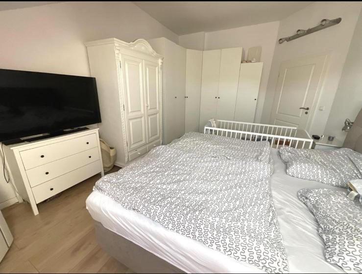 Charmante Wohnung in Du - Mittelmeiderich - Balkon, Einbauküche 3 zimmer