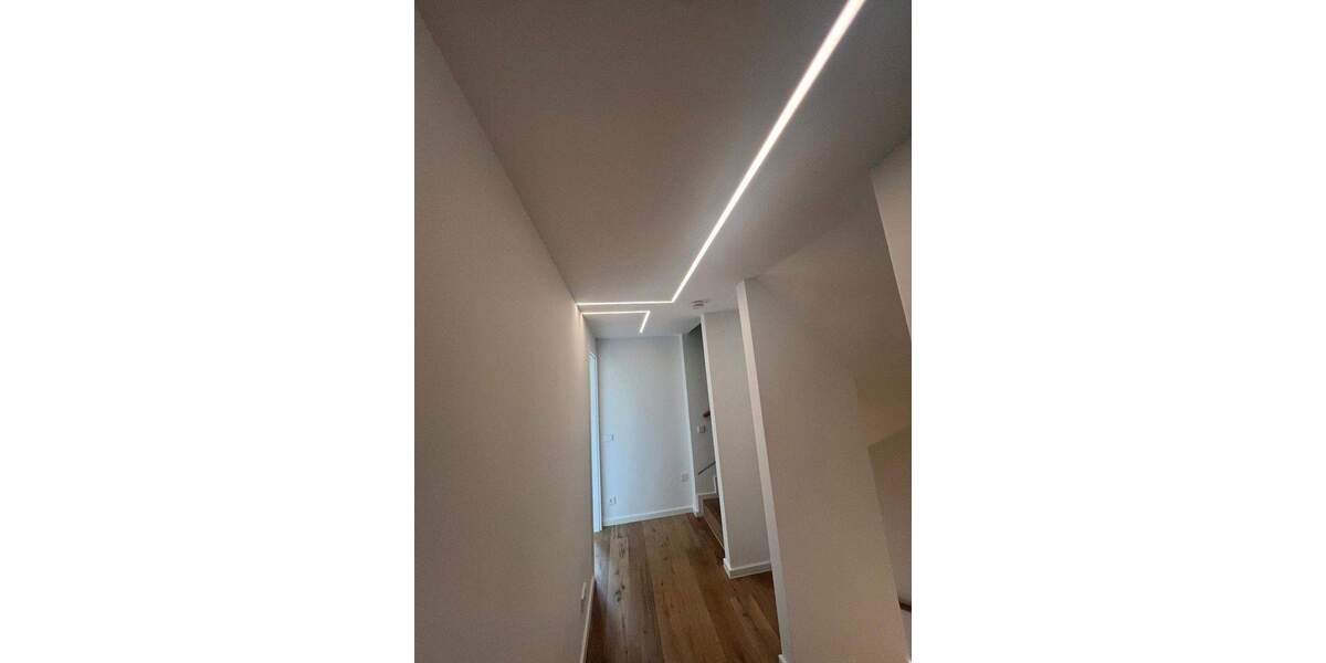 Investoren aufgepasst! Geräumige Doppelhaushälfte mit gehobener Innenausstattung in Meerbusch 6 zimmer