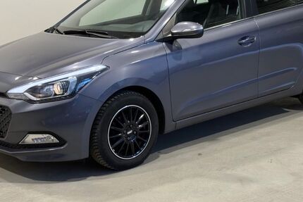 Hyundai i20 56.728 km 12.480 &euro; Mönchengladbach 41061