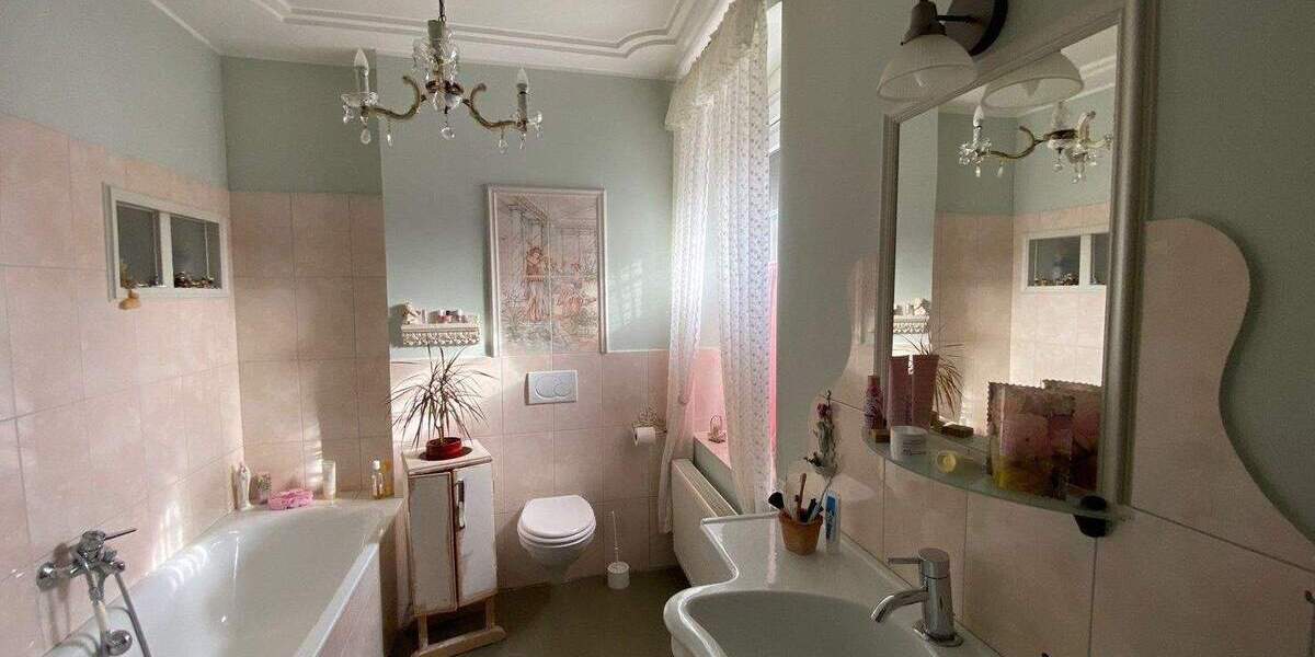 Mehrfamilienhaus, Wohnhaus Krefeld Hüls - 4 Zimmer, 95 m&sup2;, 420.000&euro; | Angebot:25774979