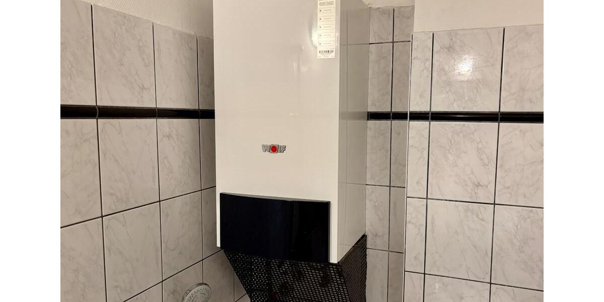 Renditestarkes MFH + 7 Garagen in Duisburg-Dellviertel 14 zimmer