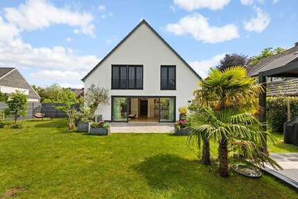 Haus zum Kaufen in Neuss 1.990.000 € 236 m²