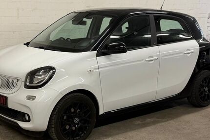 Smart ForFour 79.800 km 8.400 &euro; Düsseldorf 40468