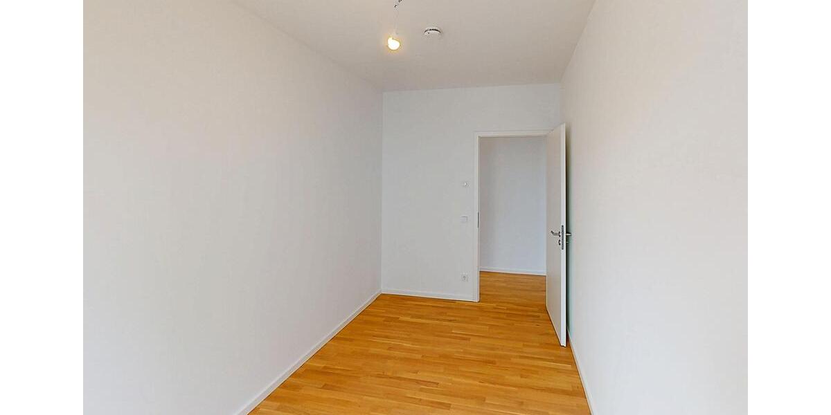 ERSTBEZUG! Hochwertige 4-Zimmer-Wohnung mit Balkon und zwei Bädern (mietpreisgedämpft) 4 zimmer