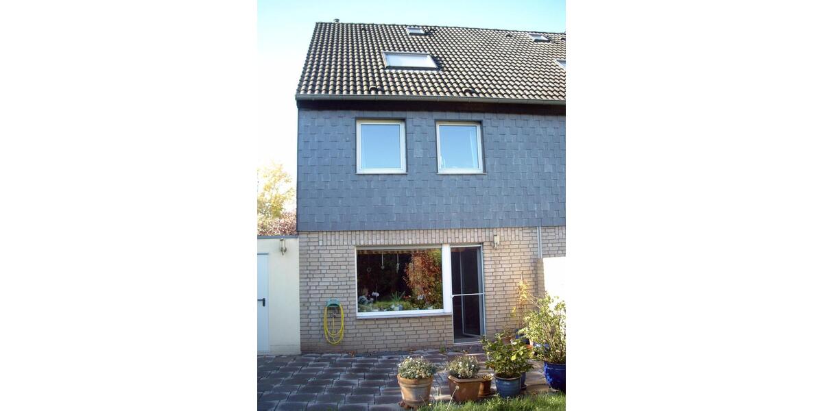 Doppelhaushälfte in ruhiger aber zentraler Lage (OB-MH-E) 4 zimmer