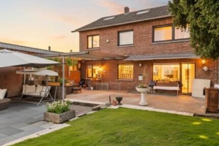 Haus Krefeld Benrad - 10 Zimmer, 300 m&sup2;, 729.999&euro; | Angebot:26974858
