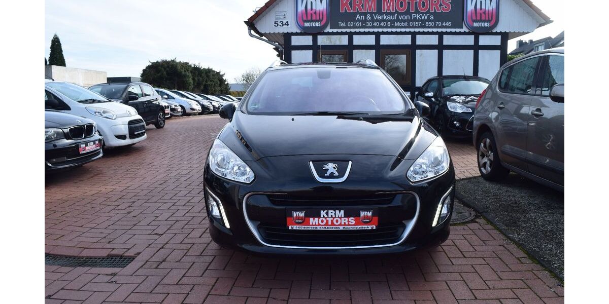 Peugeot 308 130.726 km 7.990 &euro; Mönchengladbach 41066