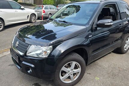 Suzuki Grand Vitara 147.100 km 4.790 &euro; Remscheid 42859