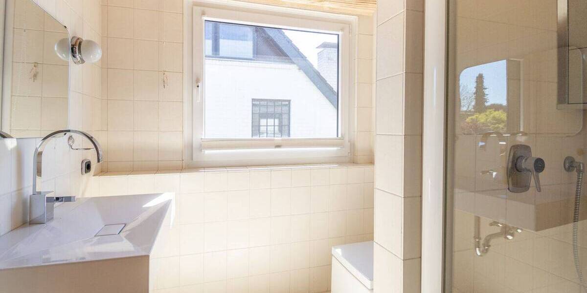 Einfamilienhaus Willich Schiefbahn - 6 Zimmer, 199 m&sup2;, 699.000&euro; | Angebot:26841562