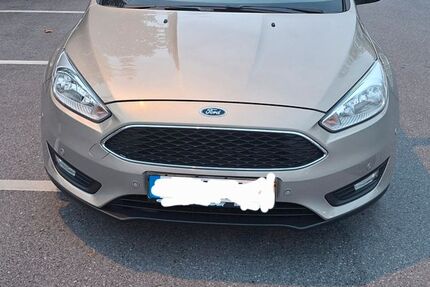 Ford Focus 19.266 km 9.500 &euro; Solingen 42651