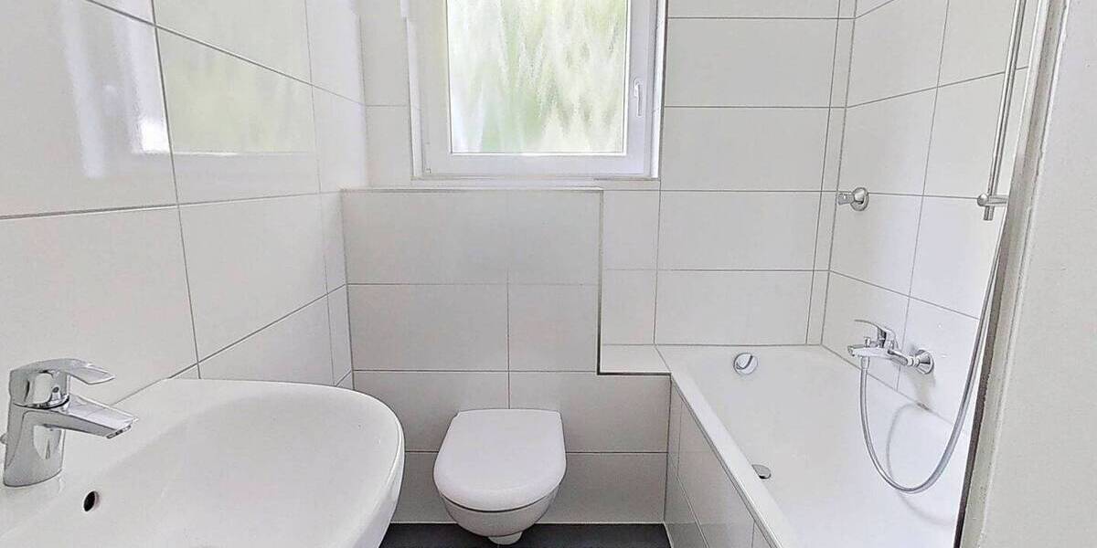 Etagenwohnung Solingen Solingen-Mitte - 2 Zimmer, 36 m&sup2;, 449&euro; | Angebot:26891623