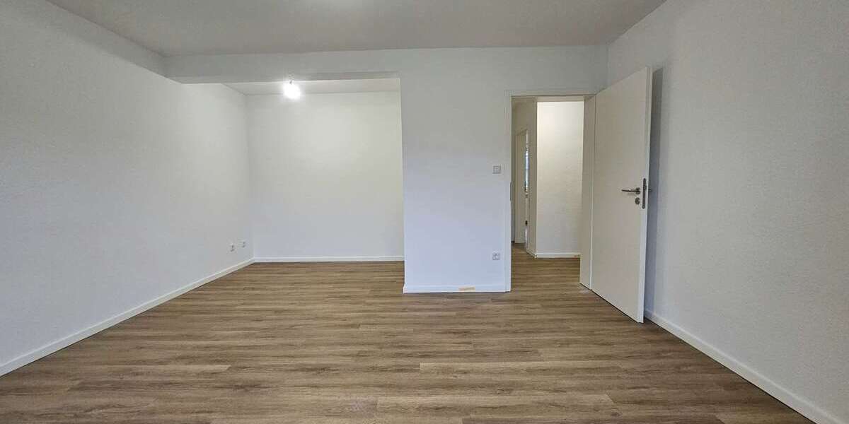 Etagenwohnung Dormagen - 3 Zimmer, 69 m&sup2;, 895&euro; | Angebot:25467552