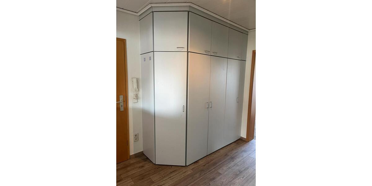 Etagenwohnung Oberhausen Alstaden - 4.5 Zimmer, 90 m&sup2;, 1.300&euro; | Angebot:25647884