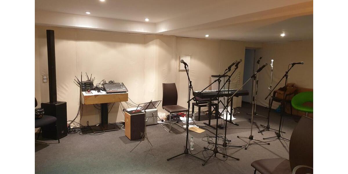 ### Studio, Lager, Büro, Training, Atelier, Musik, Unterricht ### zimmer