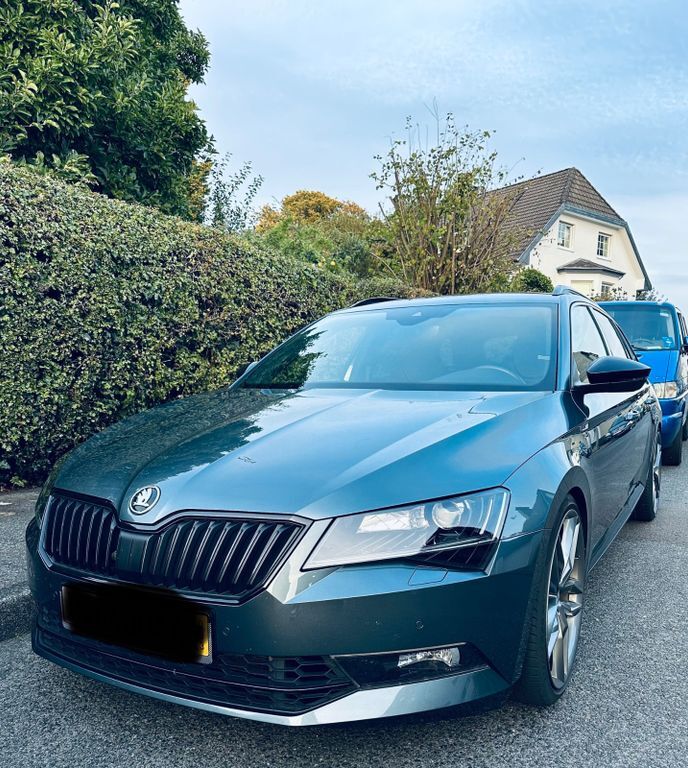 Skoda Superb 71.500 km 25.500 € Wuppertal 42369