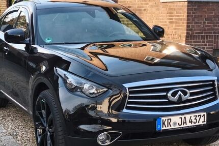 INFINITI QX70 94.000 km 21.998 &euro; Krefeld 47804