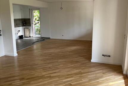 Wohnung Wuppertal Gemarkung Nächstebreck - 2 Zimmer, 98 m&sup2;, 870&euro; | Angebot:26126068